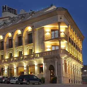 4* Hotel Campos De